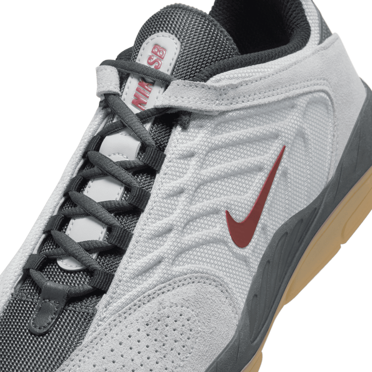 Nike SB Vertebrae Angle 3