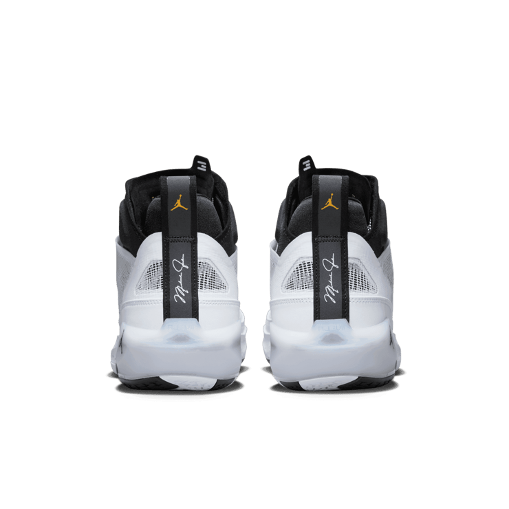 Jordan 37 Oreo Angle 3