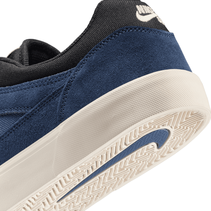 Nike SB Malor Angle 5