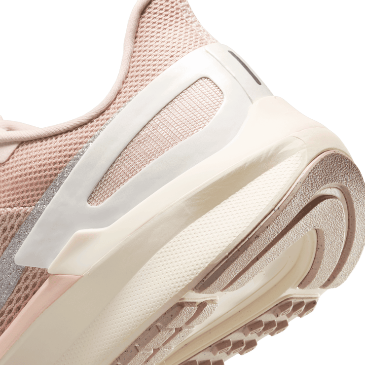 Nike Structure 25 Premium Road Angle 5