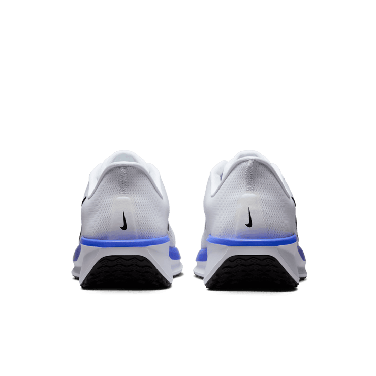 Nike Quest 6 Road Angle 3