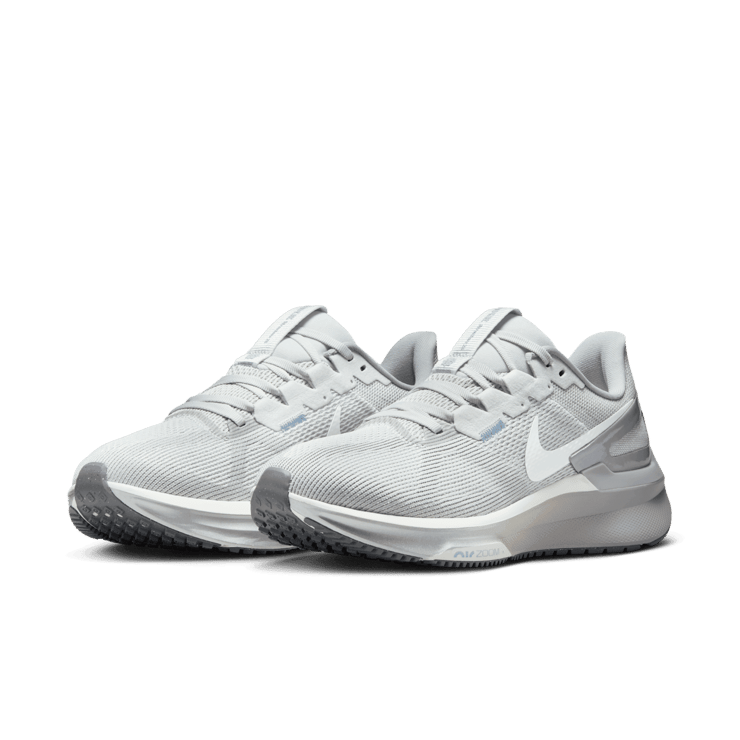 Nike Structure 25 Road Angle 2