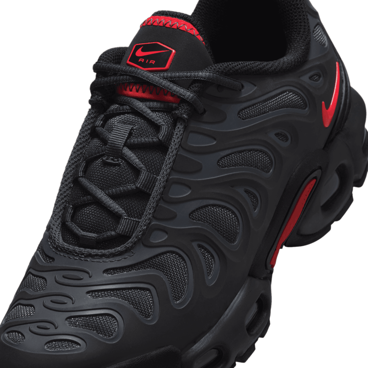 Nike Air Max Plus Drift Angle 4