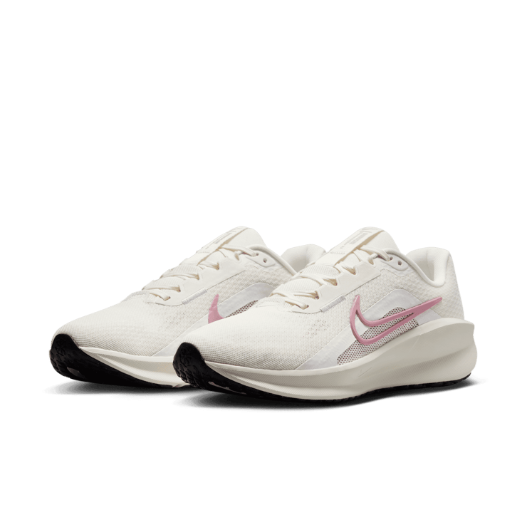 Nike Downshifter 13 Road Angle 2