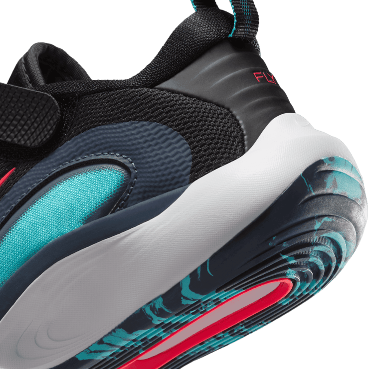 Nike IsoFly Angle 5