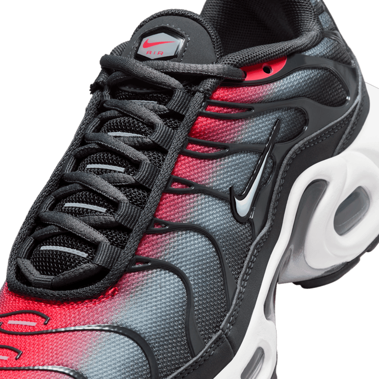 Nike Air Max Plus Angle 4