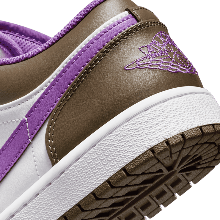 Air Jordan 1 Low Palomino Wild Berry Angle 5