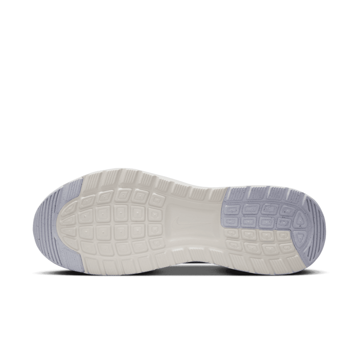 Nike Air Max Nuaxis SE Angle 0