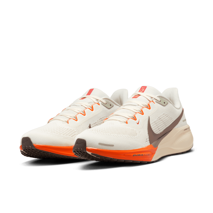 Nike Pegasus 41 Road Angle 2