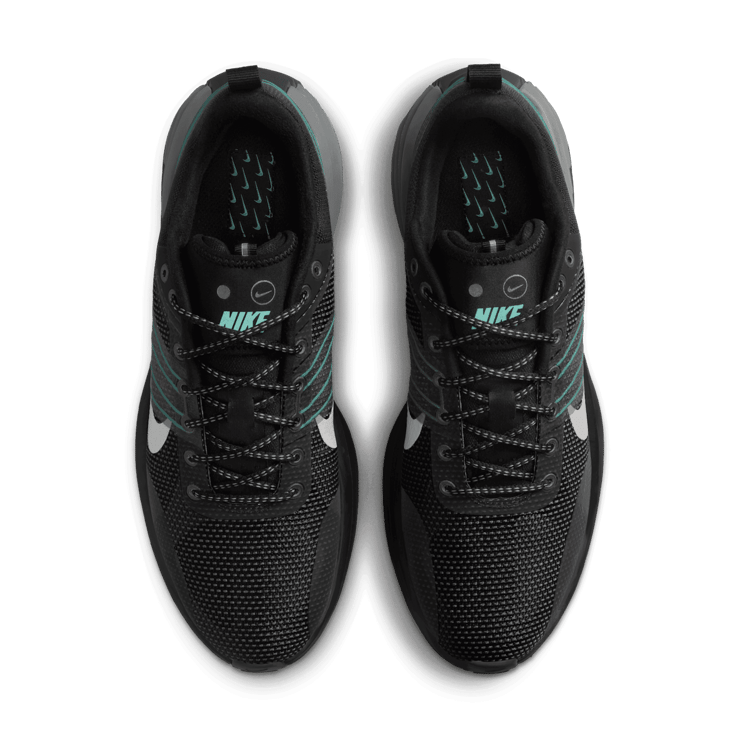 Nike Lunar Roam Premium Angle 1