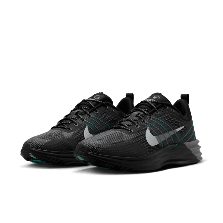 Nike Lunar Roam Premium Angle 2