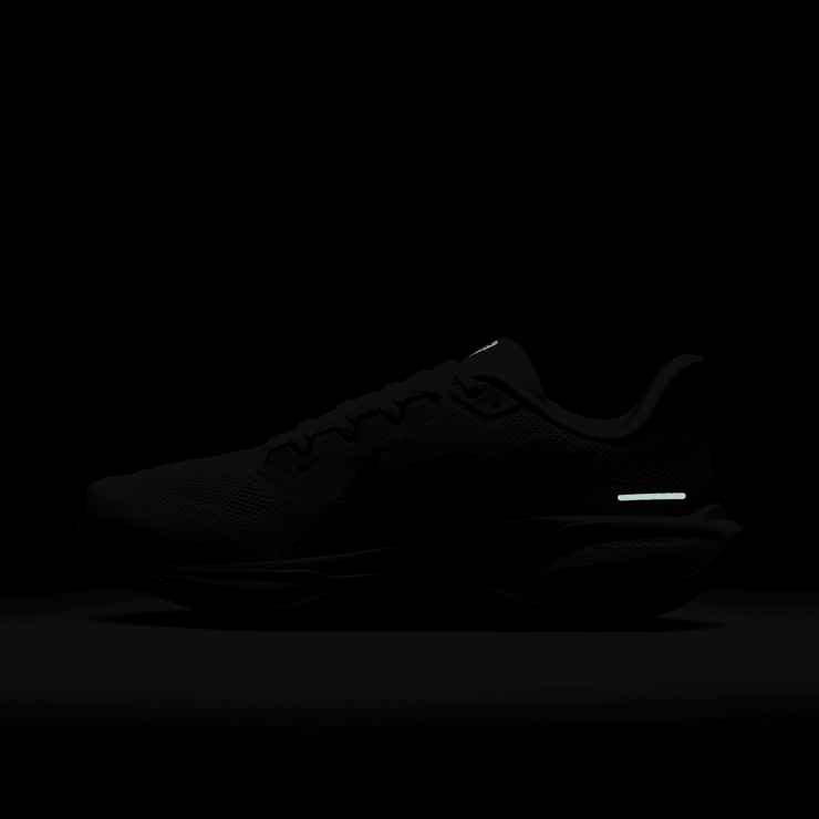Nike Pegasus 41 Road Angle 8