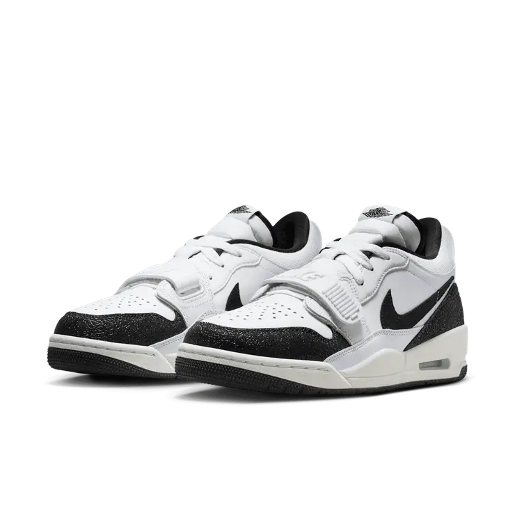 Jordan Legacy 312 Low 'Panda' (W) Angle 2