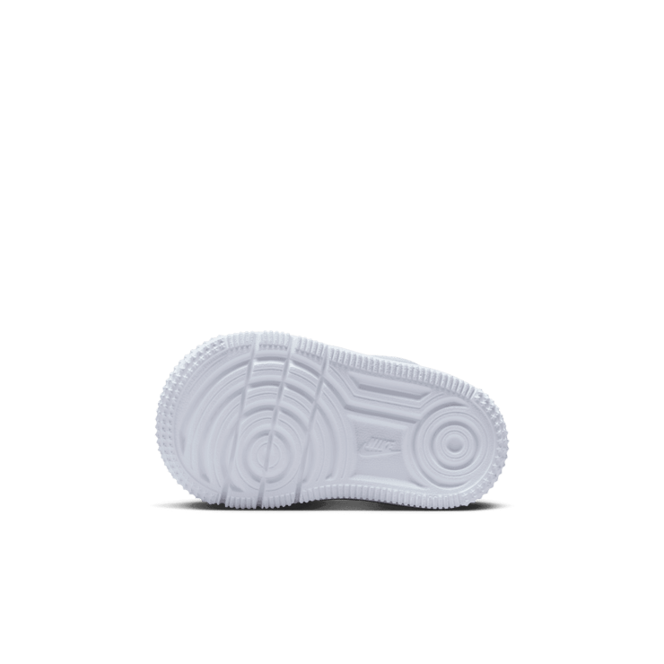 Nike Force 1 Low EasyOn Angle 0