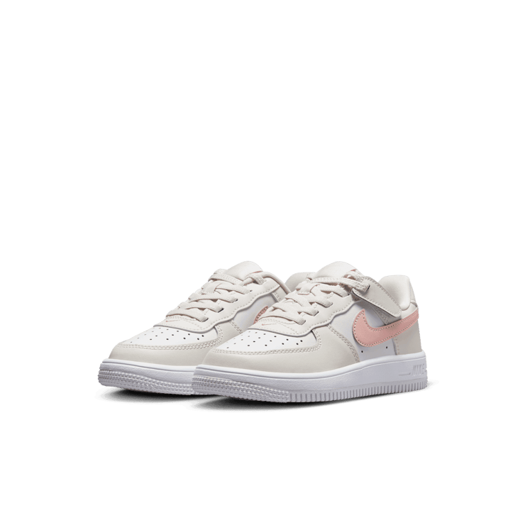 Nike Force 1 Low EasyOn Angle 2