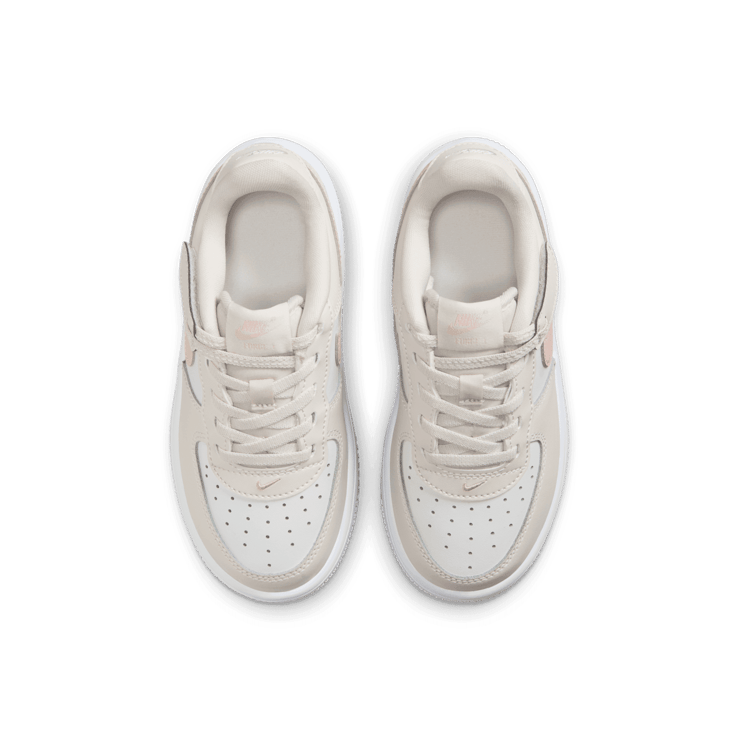 Nike Force 1 Low EasyOn Angle 1