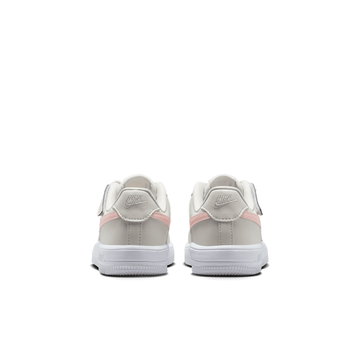 Nike Force 1 Low EasyOn Angle 3