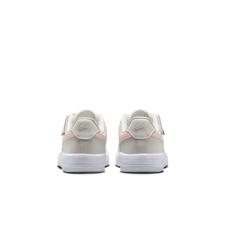 Nike Force 1 Low EasyOn Angle 3