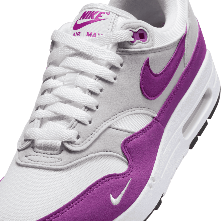 Nike Air Max 1 Bold Berry (W) Angle 4