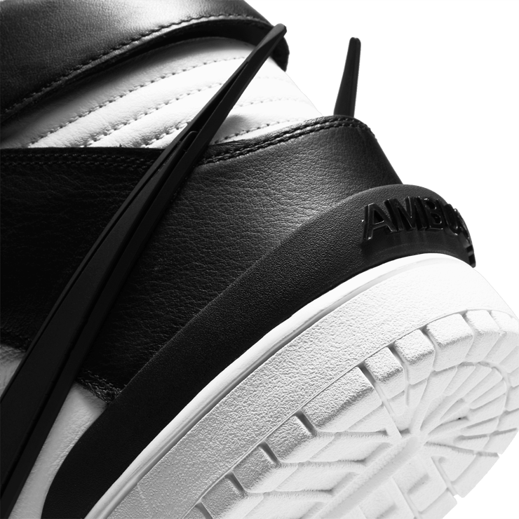 Nike Dunk High Ambush Black White Angle 5