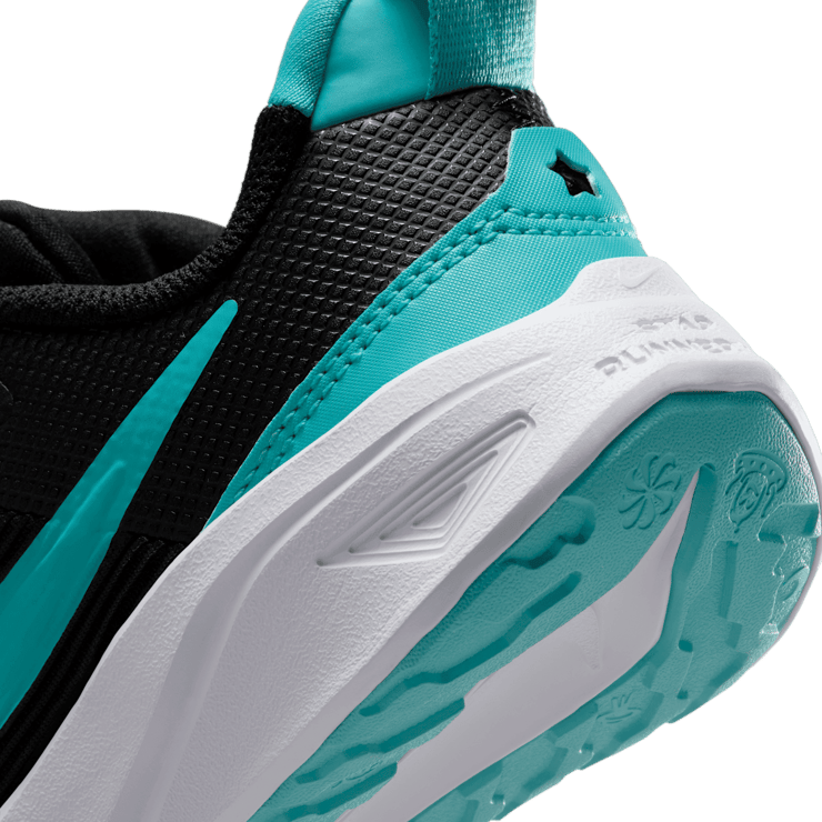 Nike Star Runner 4 Angle 5
