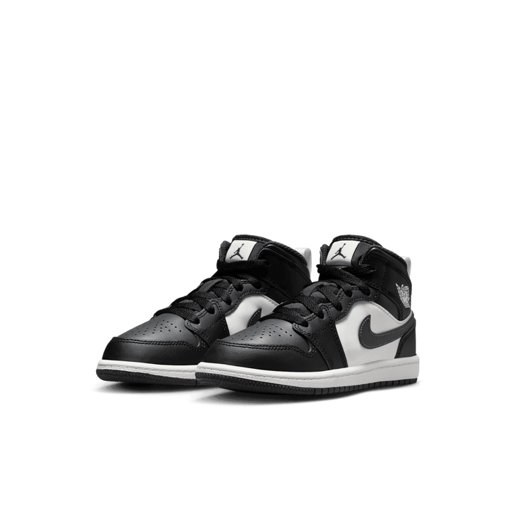 Jordan 1 Mid in Black | DQ8424-010 (PS) Angle 2