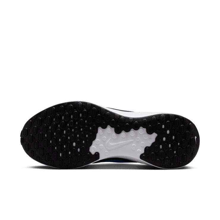 Nike Revolution 7 Road Angle 0