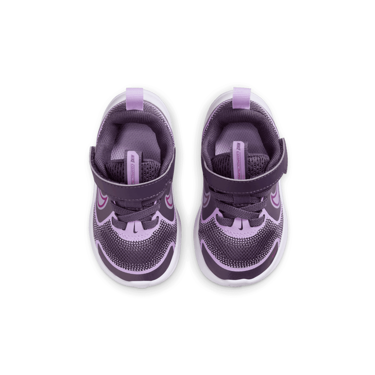 Nike Cosmic Runner Angle 1