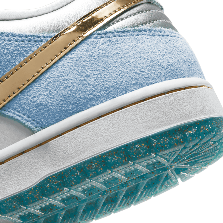 Nike SB Dunk Low x Sean Cliver Holiday Special Angle 5