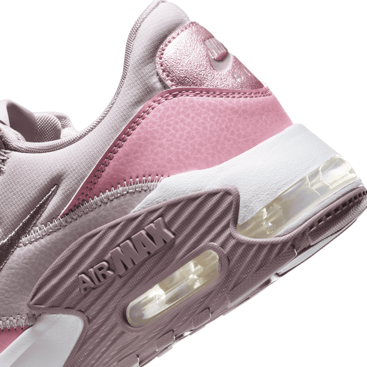 Nike Air Max Excee Angle 5