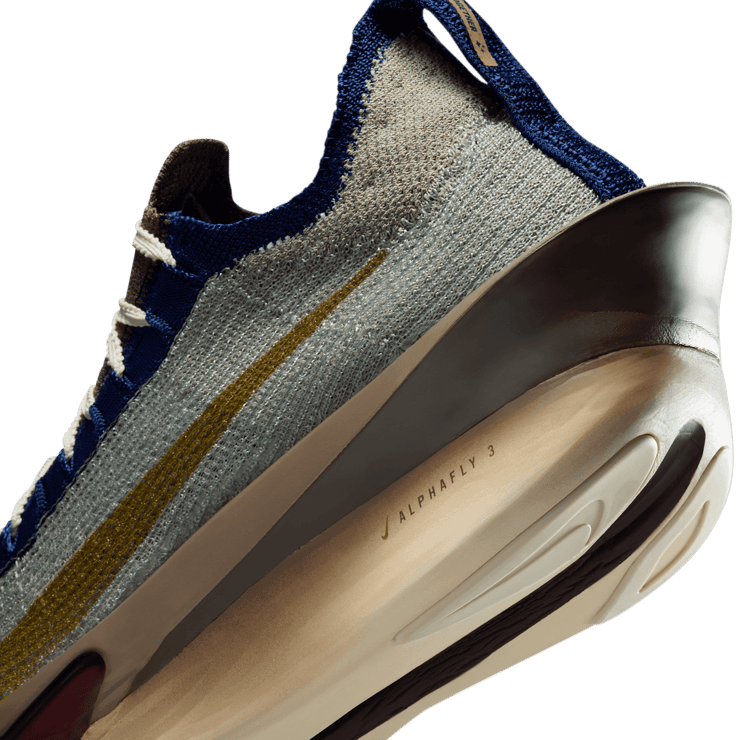 Nike Alphafly 3 Premium Light Army Desert Moss Angle 5