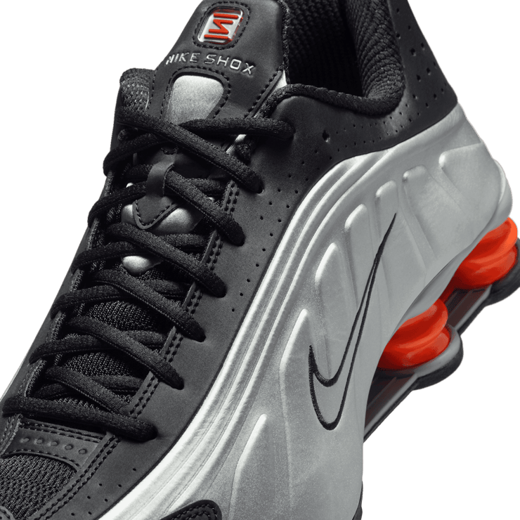 Nike Shox R4 Angle 4