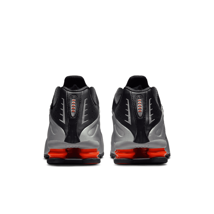 Nike Shox R4 Angle 3