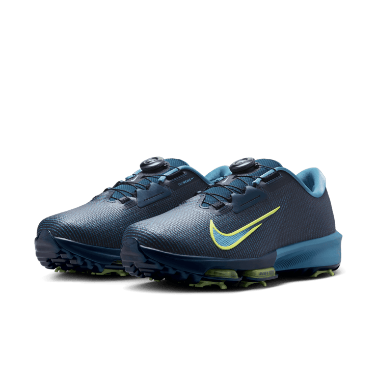 Nike Infinity Tour 2 Golf (Wide) Angle 2