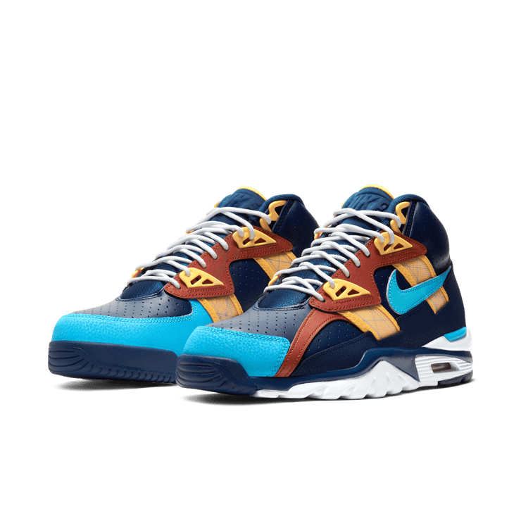 Nike Air Trainer SC High LA Rams (2025) Angle 2