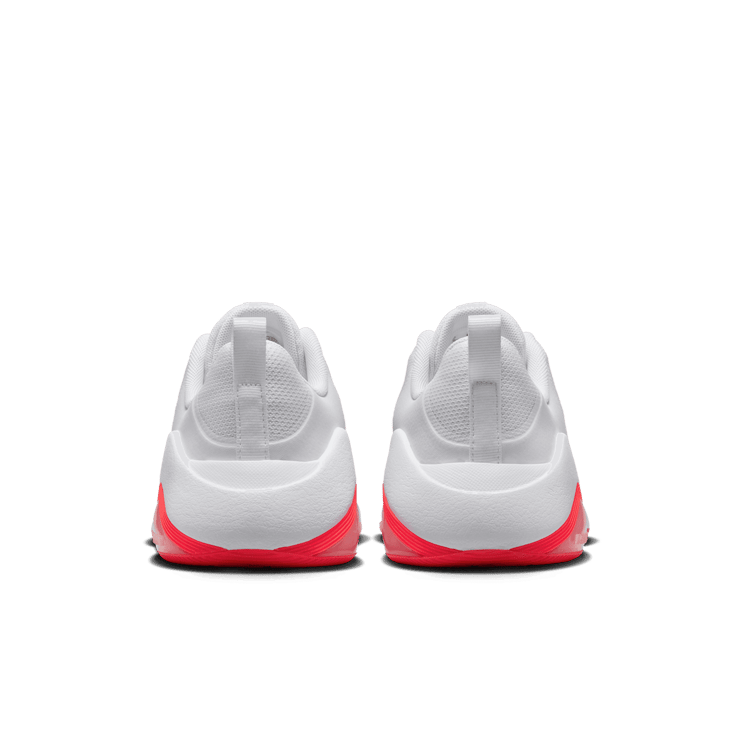 Nike Bella 7 Workout Angle 3
