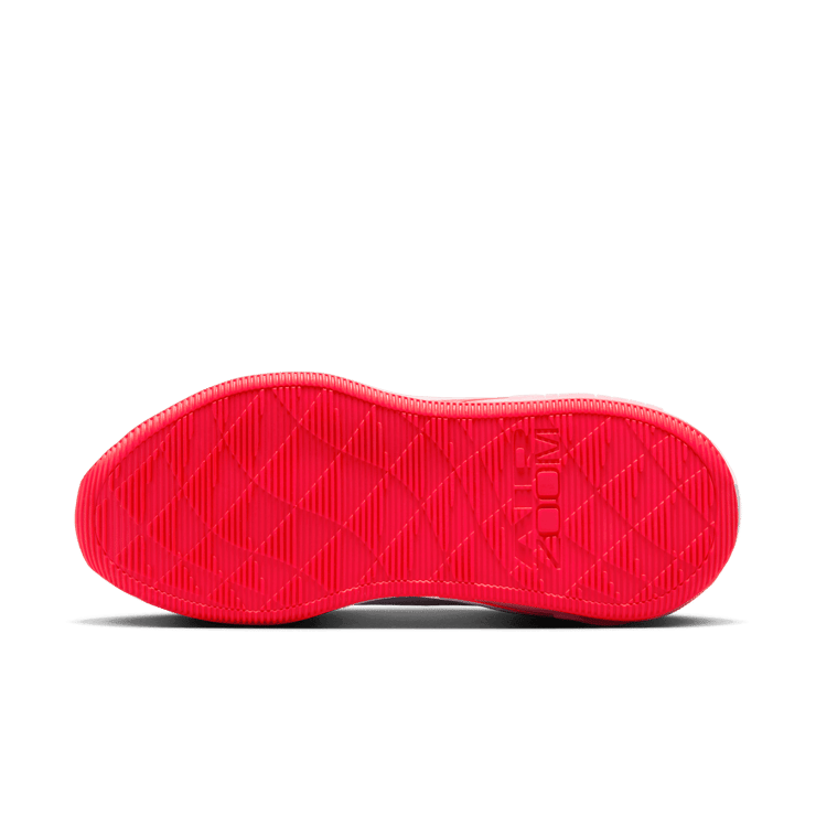Nike Bella 7 Workout Angle 0