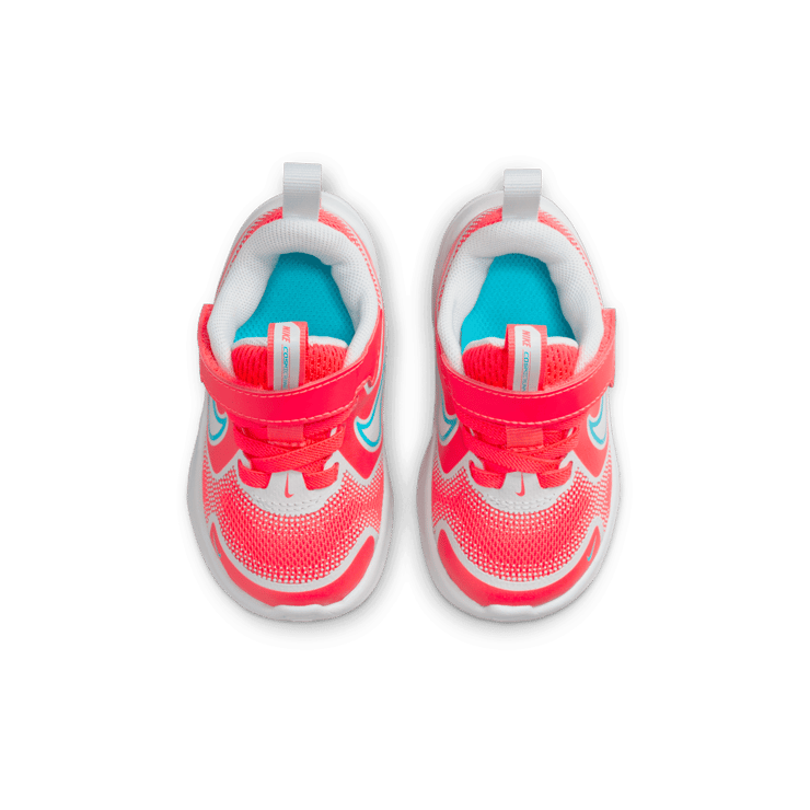 Nike Cosmic Runner Angle 1