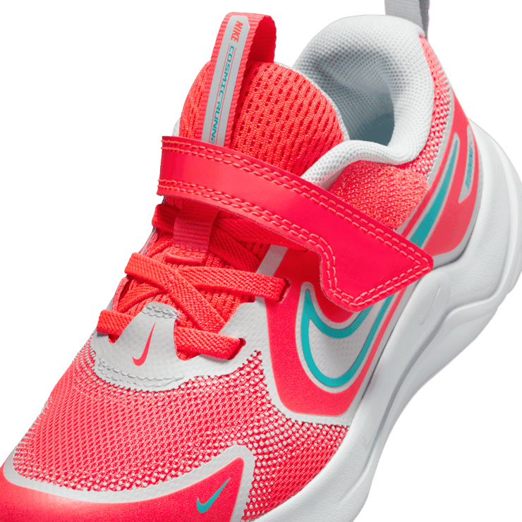 Nike Cosmic Runner Angle 4