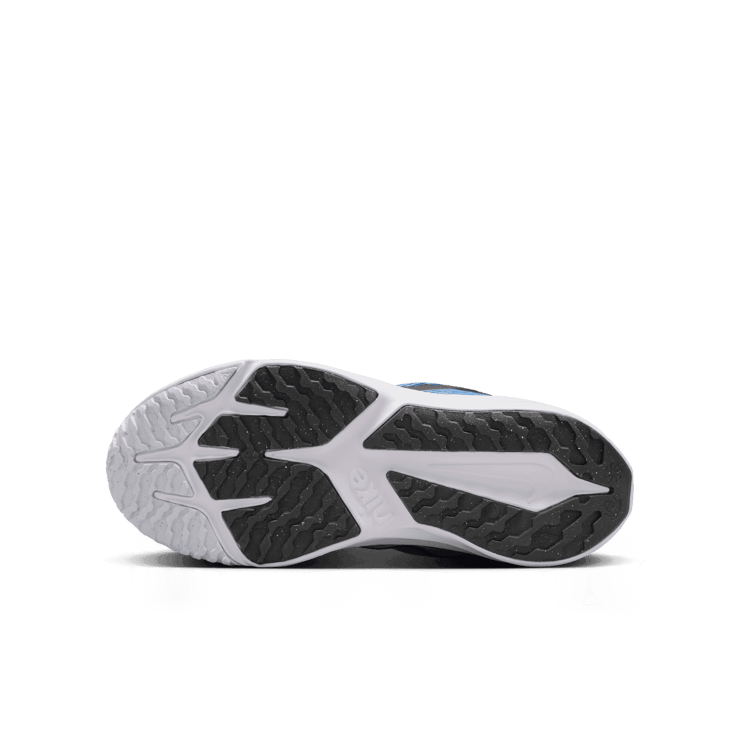 Nike Star Runner 4 Road Angle 0