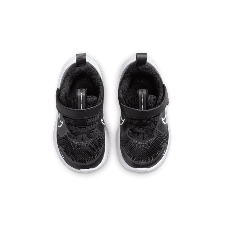 Nike Cosmic Runner Angle 1