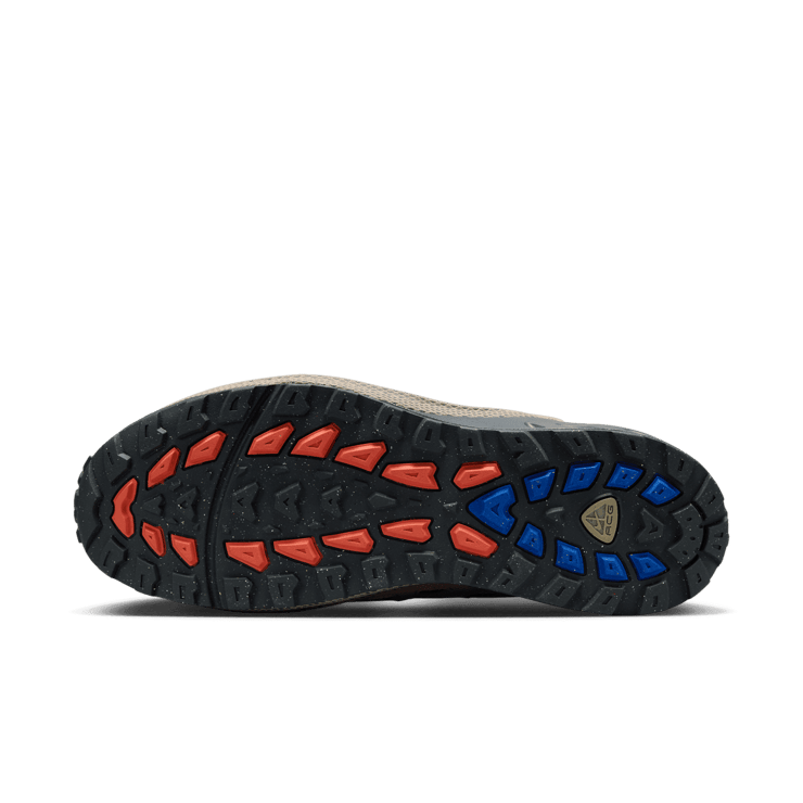 Nike ACG Air Exploraid Angle 0