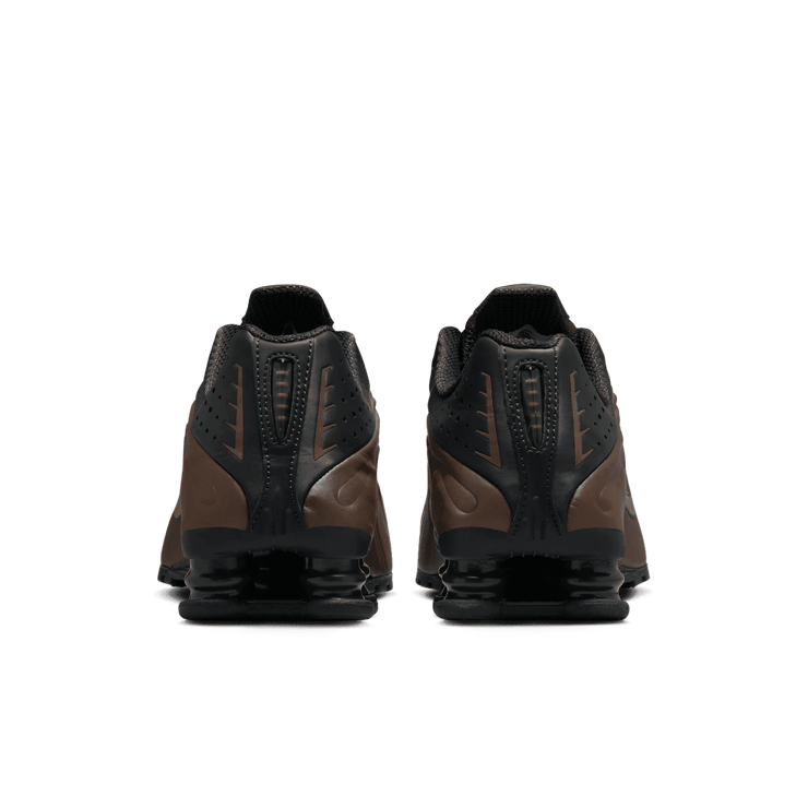 Nike Shox R4 'Off Noir Ironstone' (W) Angle 3