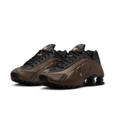 Nike Shox R4 'Off Noir Ironstone' (W) Angle 2