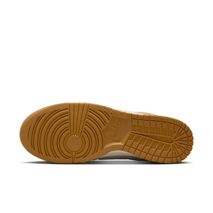 Nike Dunk Low 'Wheat' Angle 0