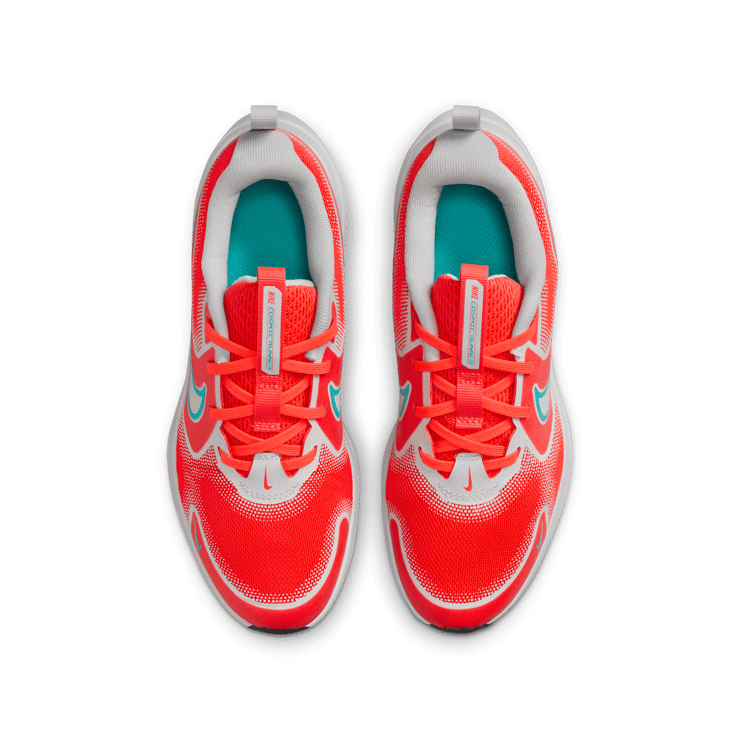 Nike Cosmic Runner Road Angle 1