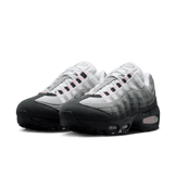 Nike Air Max 95 OG Pink Foam (W) Angle 2