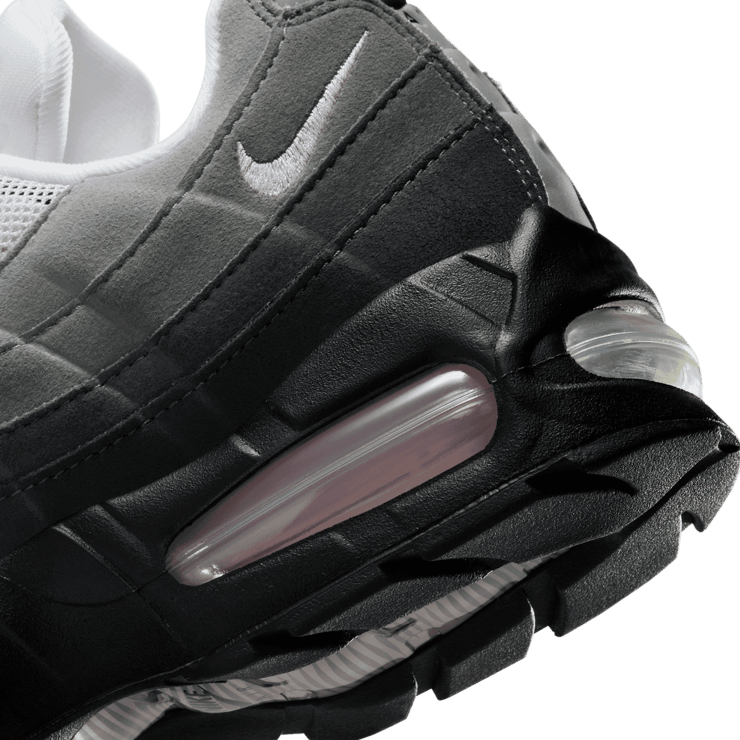Nike Air Max 95 OG Pink Foam (W) Angle 5