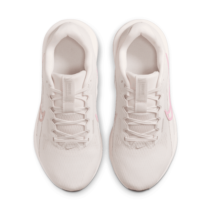 Nike Downshifter 13 Road (Extra Wide) Angle 1