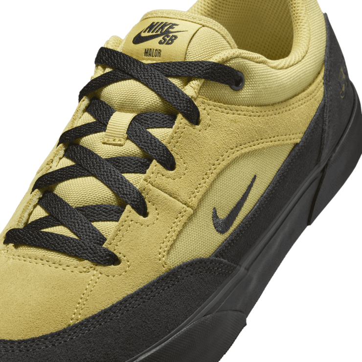 Nike SB Malor TE SB 'Buff Gold Black' Angle 4